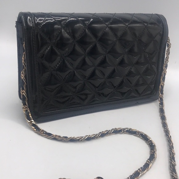 Ande’ Vintage Black Quilted Patent Clutch or Shoulder Bag - Picture 1 of 16
